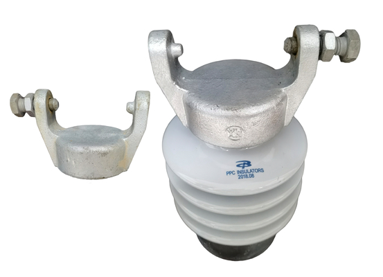 IEC 60168の薄い灰色反壊れやすい磁器ライン ポストの絶縁体