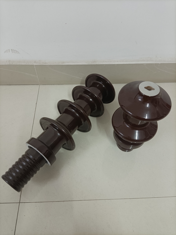DIN 30NF250の変圧器の磁器のブッシュ ブラウンは485MMの高さを艶をかけた